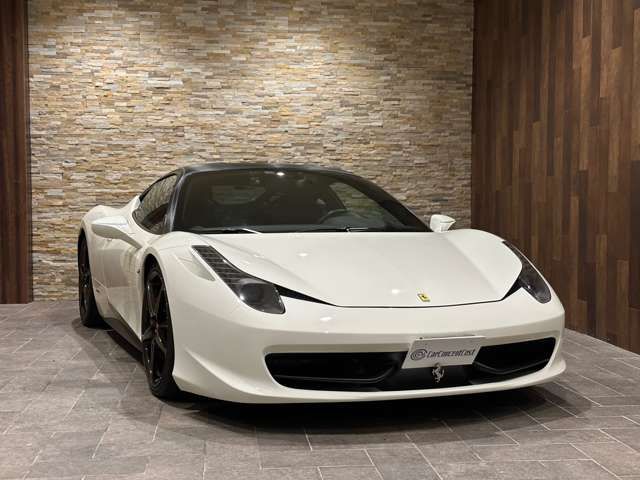 Ferrari 458 Italia 2010-11 186386-3