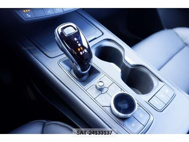 Cadillac XT4 2023-08 218271-11