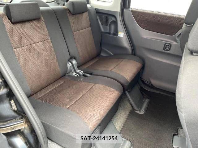 Nissan ROOX 2012-01 388541-9