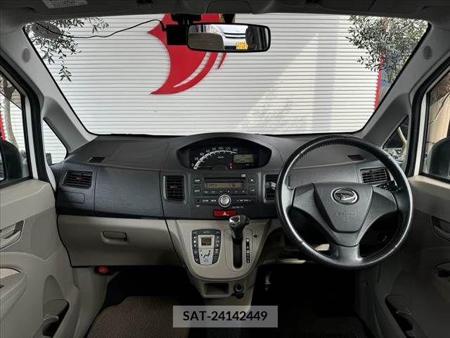 Daihatsu MOVE 2011-01 381735-1