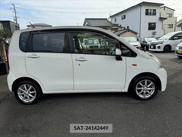 Daihatsu MOVE 2011-01 381735-9