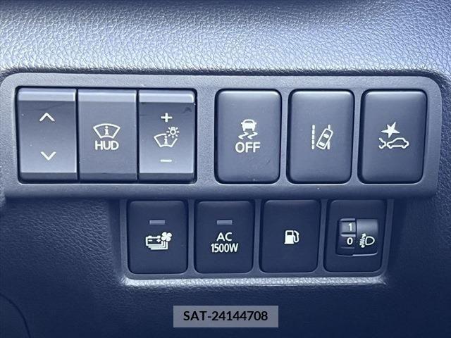 Mitsubishi ECLIPSE CROSS 2021-09 303895-29
