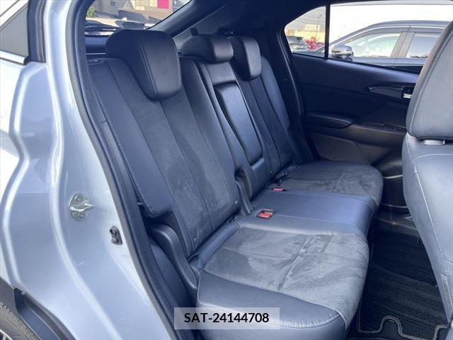 Mitsubishi ECLIPSE CROSS 2021-09 303895-11
