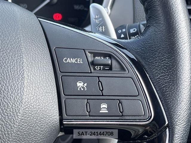 Mitsubishi ECLIPSE CROSS 2021-09 303895-9