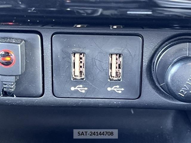 Mitsubishi ECLIPSE CROSS 2021-09 303895-7