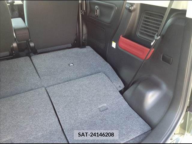 Suzuki SPACIA 2022-05 368559-17