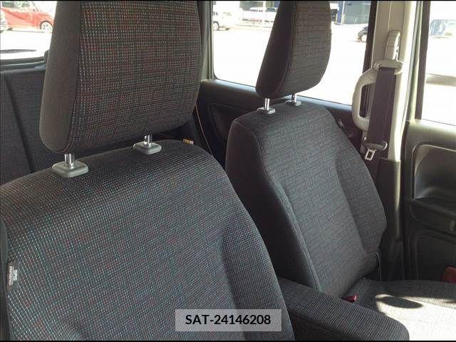 Suzuki SPACIA 2022-05 368559-21