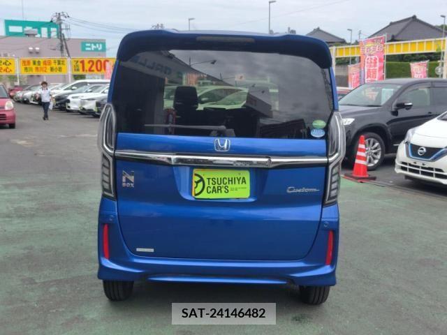 Honda N BOX CUSTOM 2018-04 306988-9