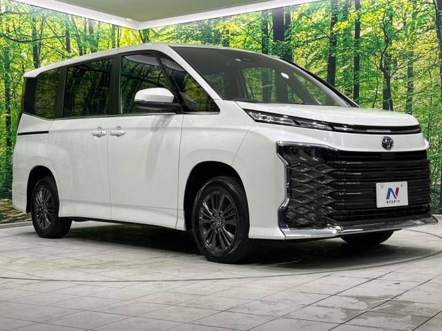 Toyota VOXY 2022-04 14363-16