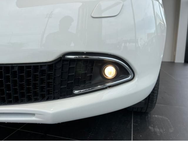Chrysler YPSILON 2012-12 10335-27