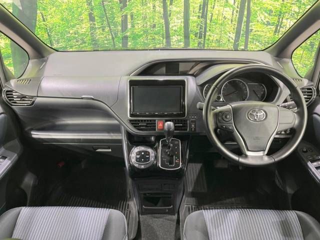 Toyota VOXY 2016-09 19004-1