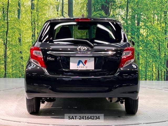 Toyota VITZ 2016-10 253922-15