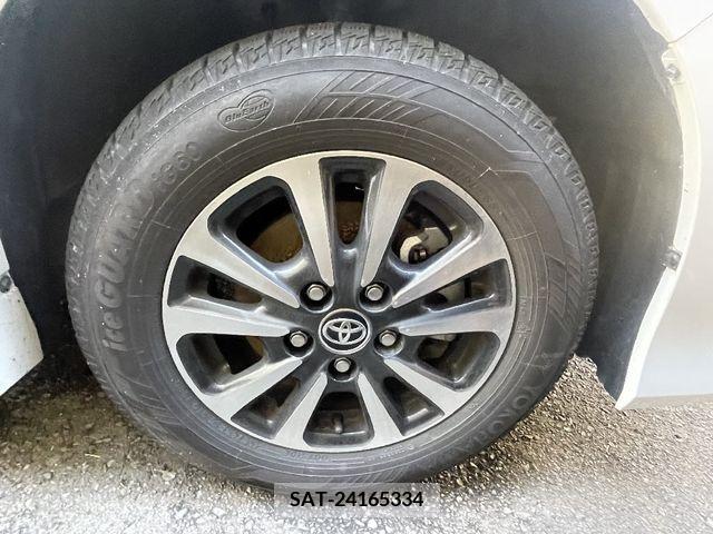 Toyota NOAH 2022-01 243033-24