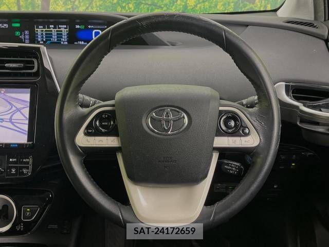 Toyota PRIUS 2016-08 366531-11