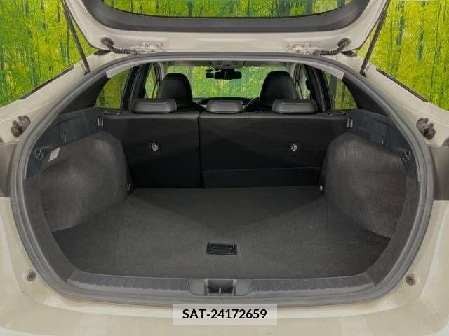 Toyota PRIUS 2016-08 366531-10