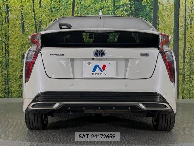 Toyota PRIUS 2016-08 366531-15