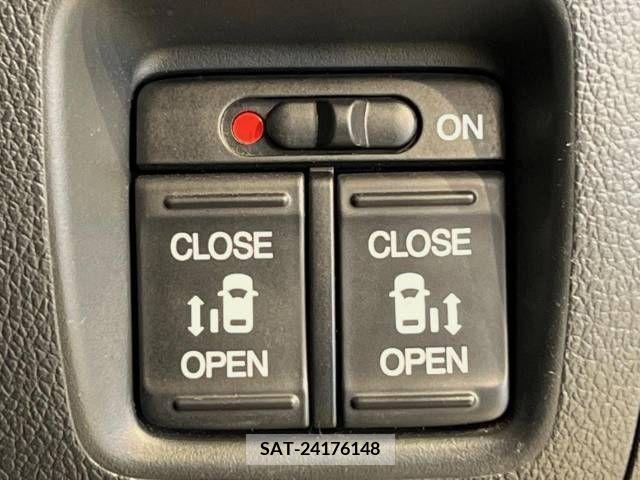 Honda N BOX CUSTOM 2016-01 364732-2