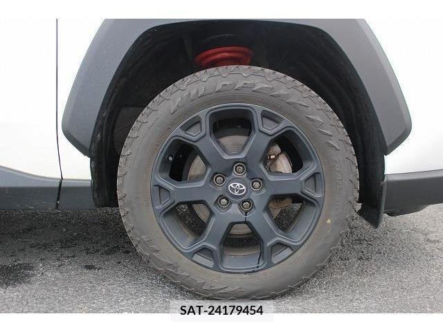 Toyota RAV4 2020-12 372552-11
