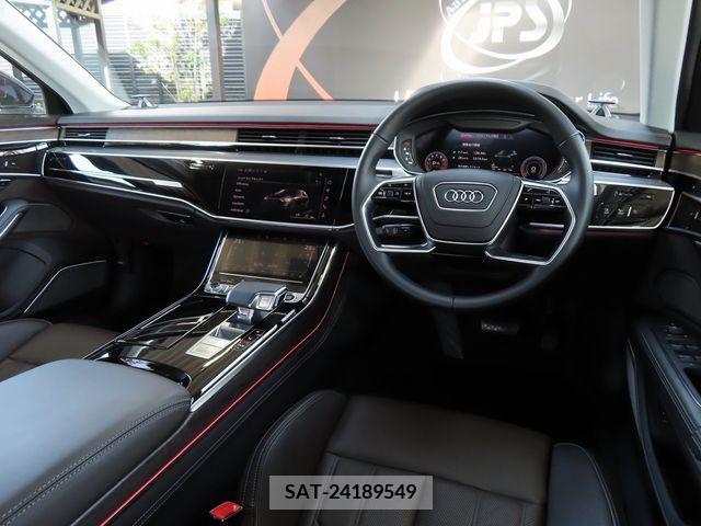 Audi A8 2022-06 212547-18
