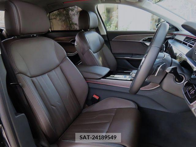 Audi A8 2022-06 212547-19