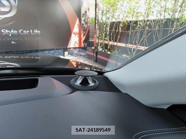 Audi A8 2022-06 212547-21