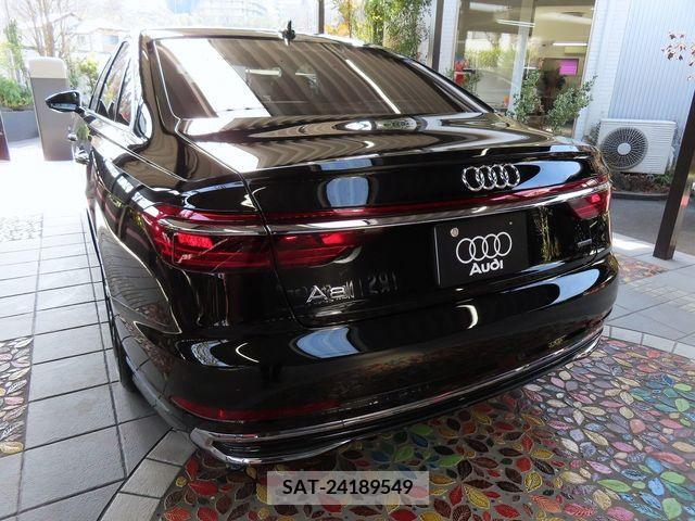 Audi A8 2022-06 212547-9