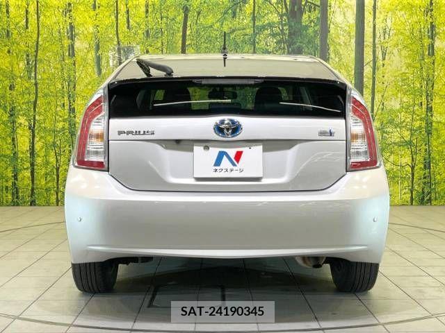 Toyota PRIUS 2012-09 347471-15