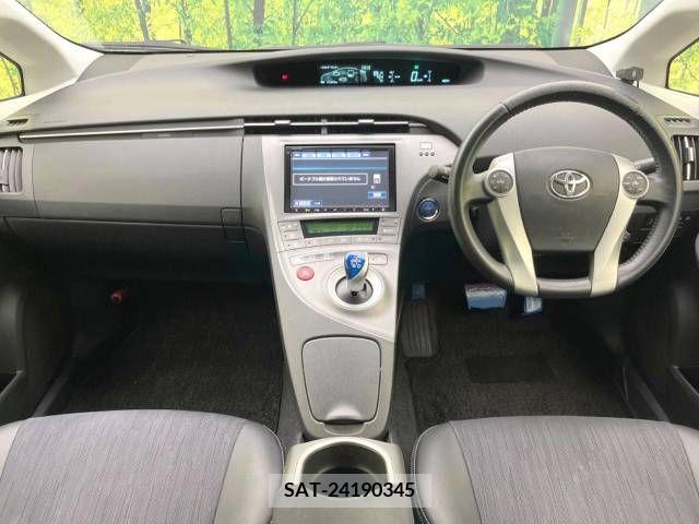 Toyota PRIUS 2012-09 347471-1