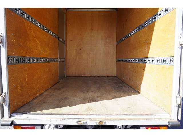 Mitsubishi CANTER 2018-11 8965-18