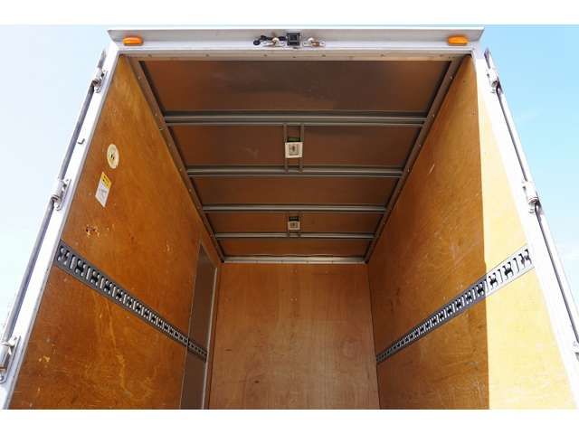 Mitsubishi CANTER 2018-11 8965-19
