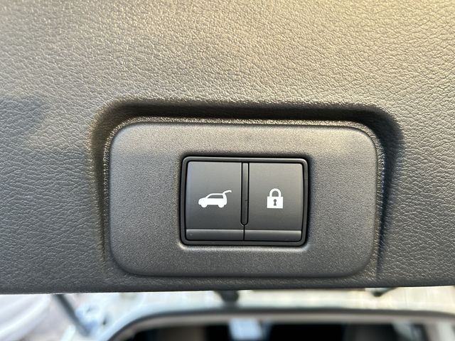 Nissan X-TRAIL 2023-07 26031-12