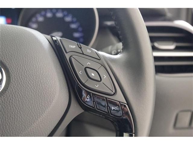 Toyota C-HR 2022-03 13147-29