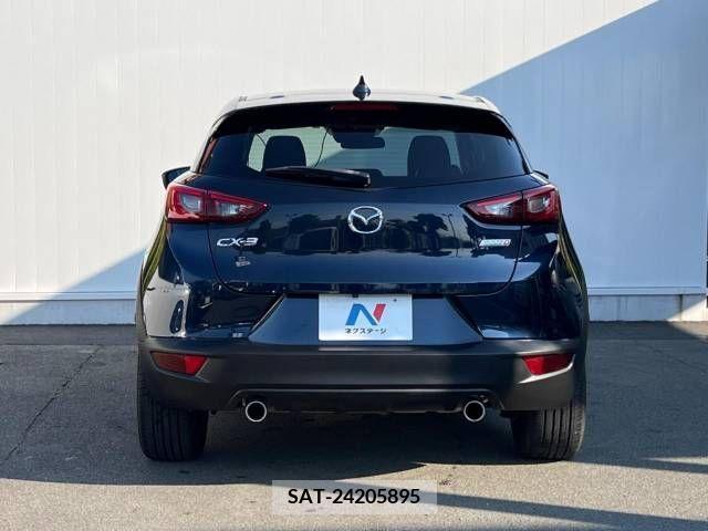 Mazda CX-3 2015-12 302042-15