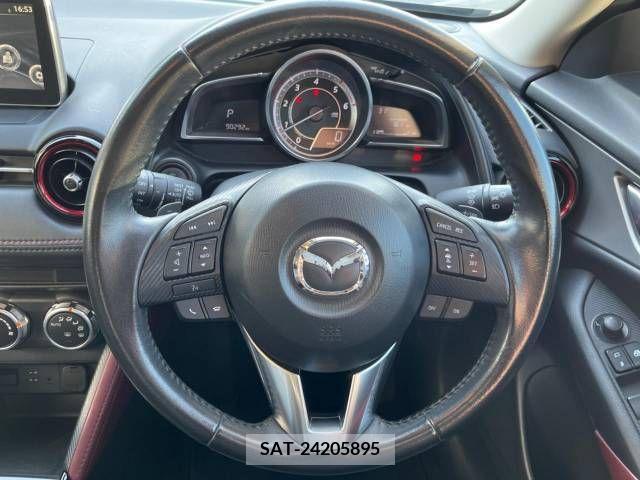 Mazda CX-3 2015-12 302042-11