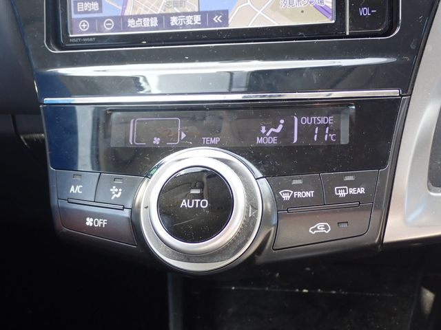 Toyota PRIUS ALPHA 2018-11 189305-13
