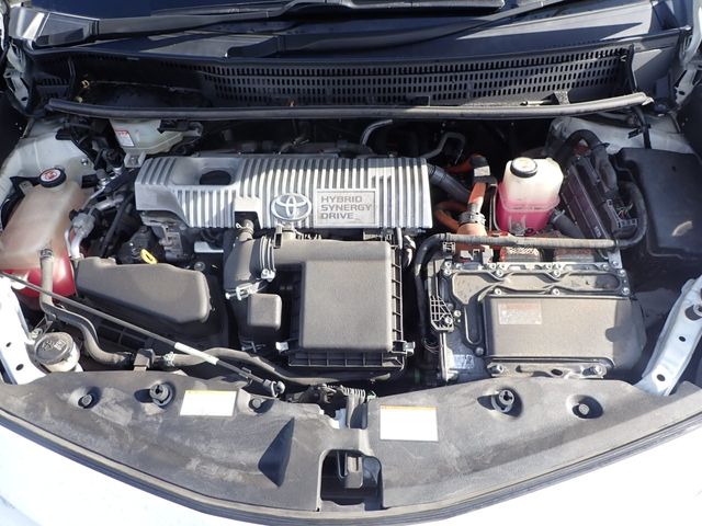Toyota PRIUS ALPHA 2018-11 189305-23