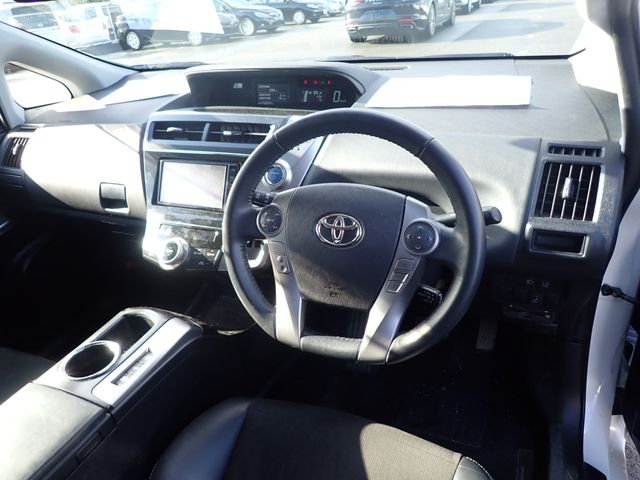 Toyota PRIUS ALPHA 2018-11 189305-1