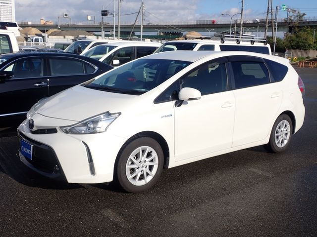 Toyota PRIUS ALPHA 2018-11 189305-4