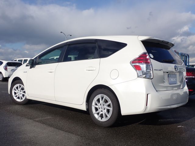 Toyota PRIUS ALPHA 2018-11 189305-2
