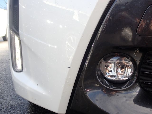 Toyota PRIUS ALPHA 2018-11 189305-7