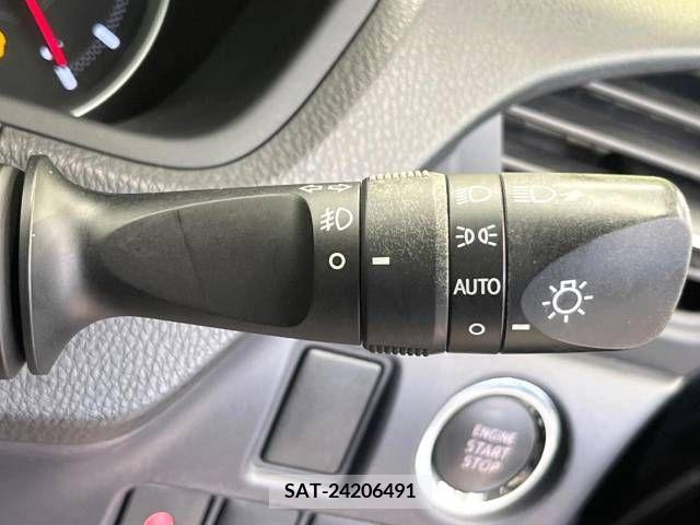 Toyota VOXY 2014-09 335788-6