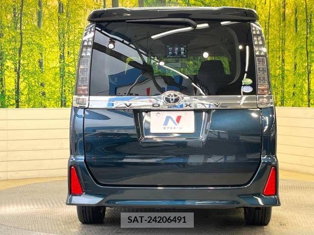 Toyota VOXY 2014-09 335788-15