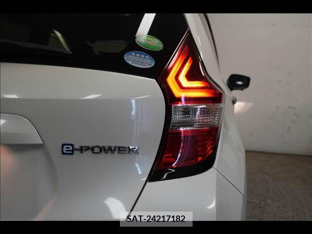 Nissan NOTE 2016-12 279939-10