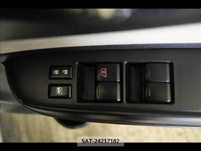Nissan NOTE 2016-12 279939-18
