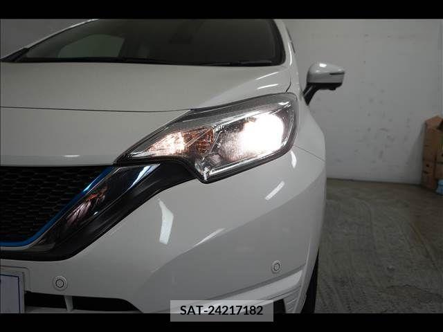 Nissan NOTE 2016-12 279939-5