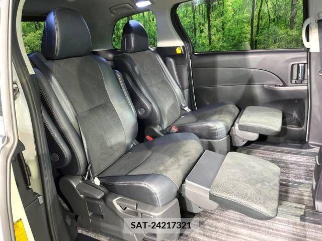 Toyota ESTIMA 2013-11 243227-10