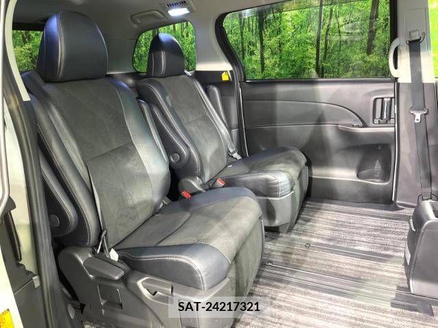 Toyota ESTIMA 2013-11 243227-11