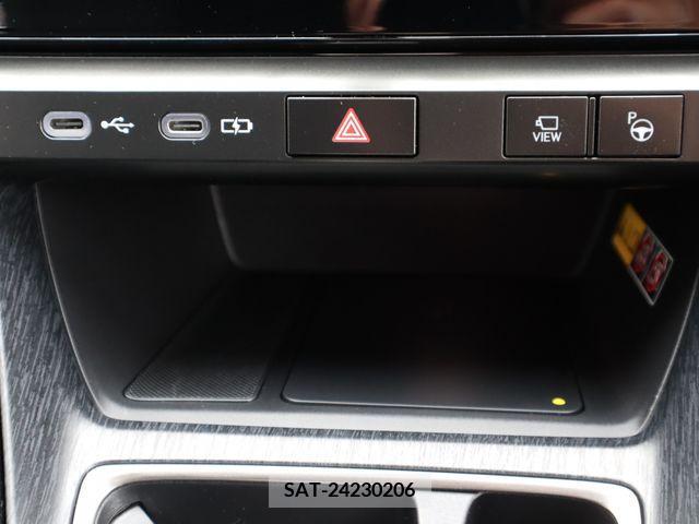 Lexus LBX 2024-01 362845-19
