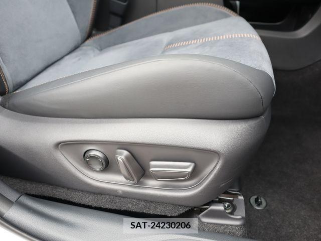 Lexus LBX 2024-01 362845-20