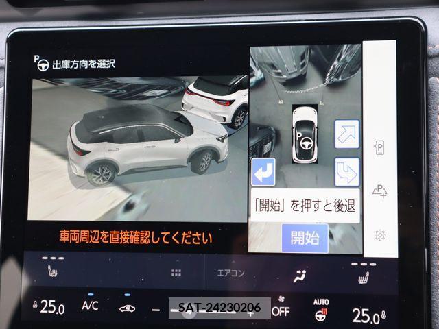 Lexus LBX 2024-01 362845-15